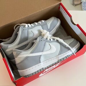 Nike Dunk Low GS in Grey Wolf - Size 7.5 W
